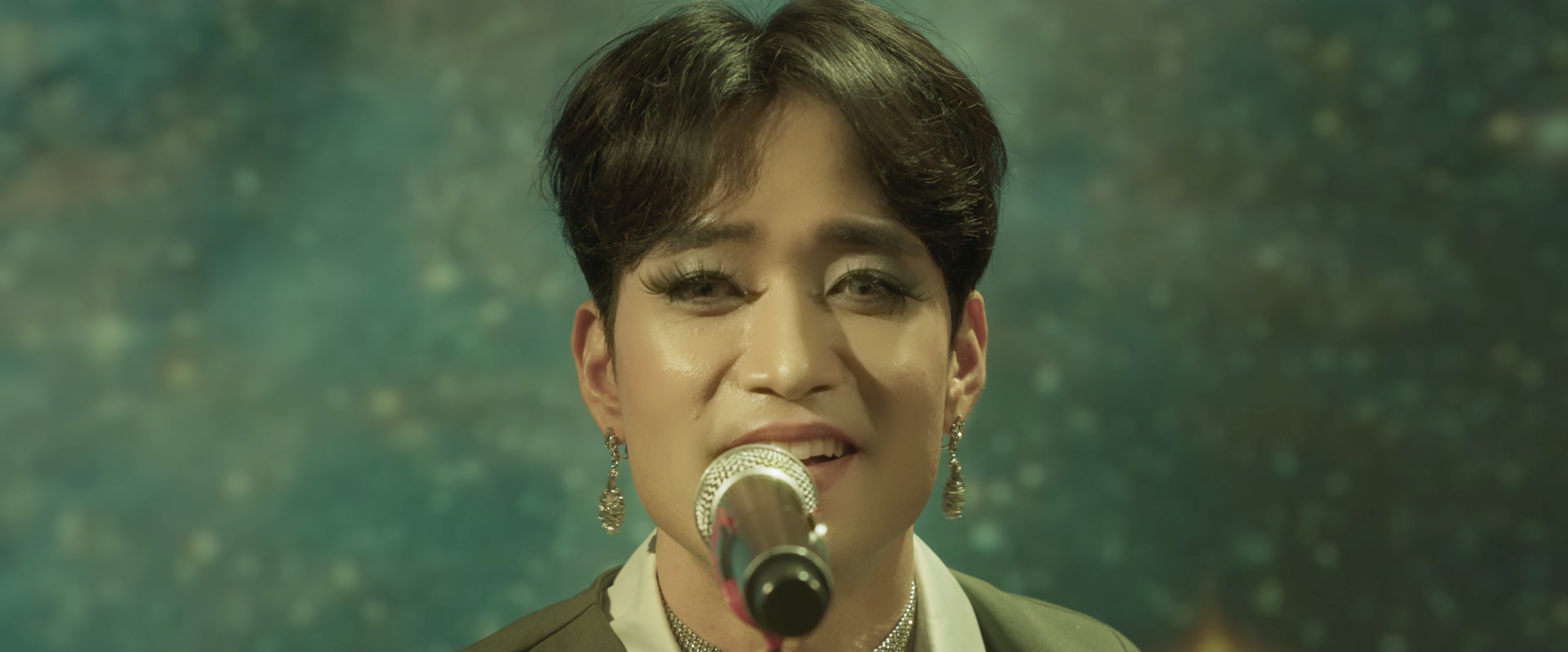 Still from EYE
